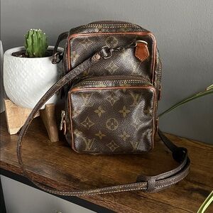 Louis Vuitton Monogram Amazon Bag